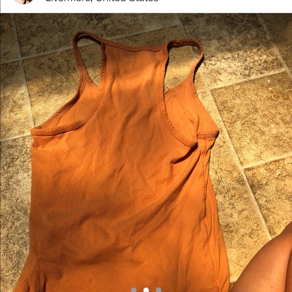 VINTAGE ORANGE TOP - Picture 2 of 2